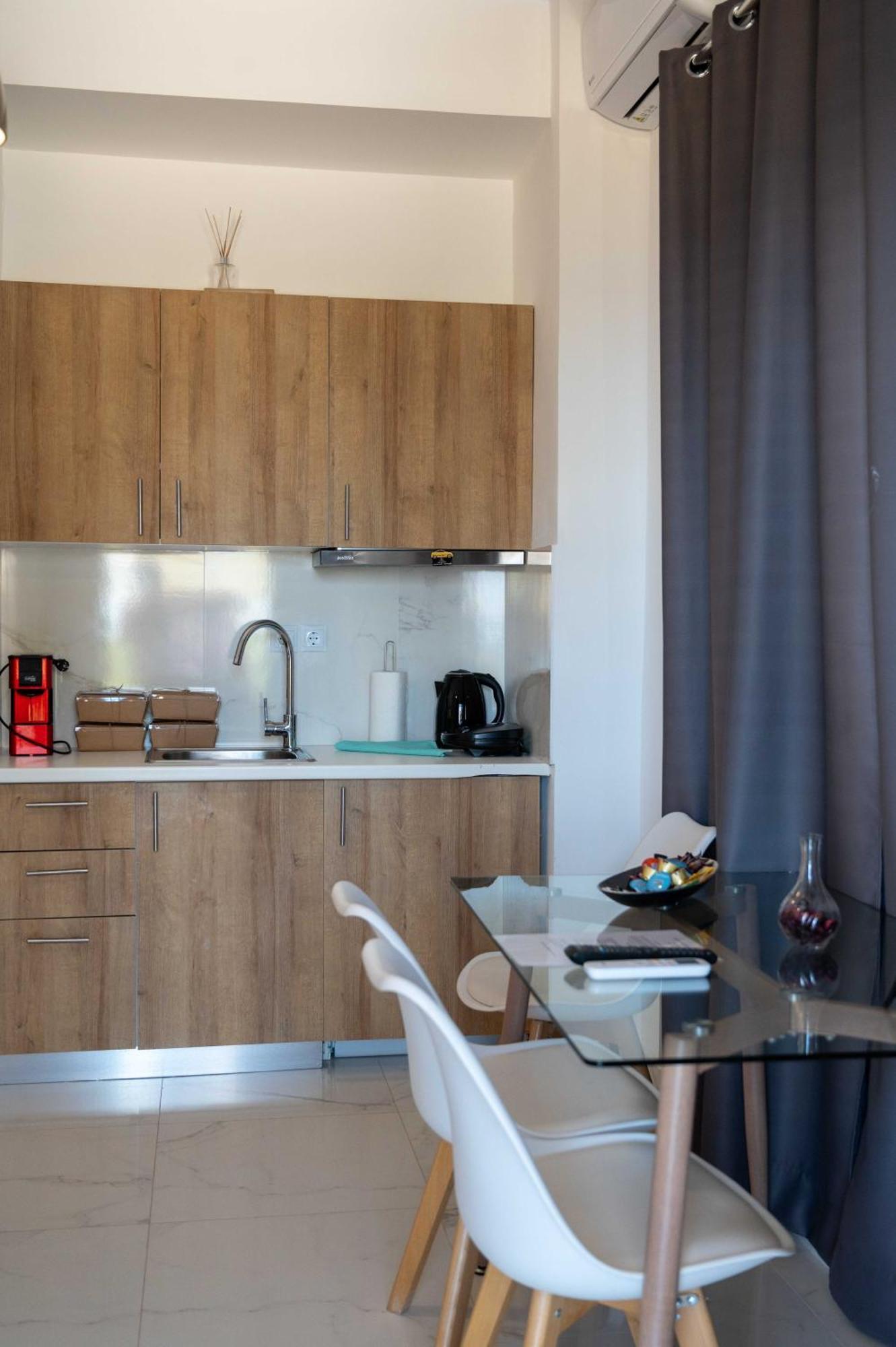 Finikas Suites&apartments