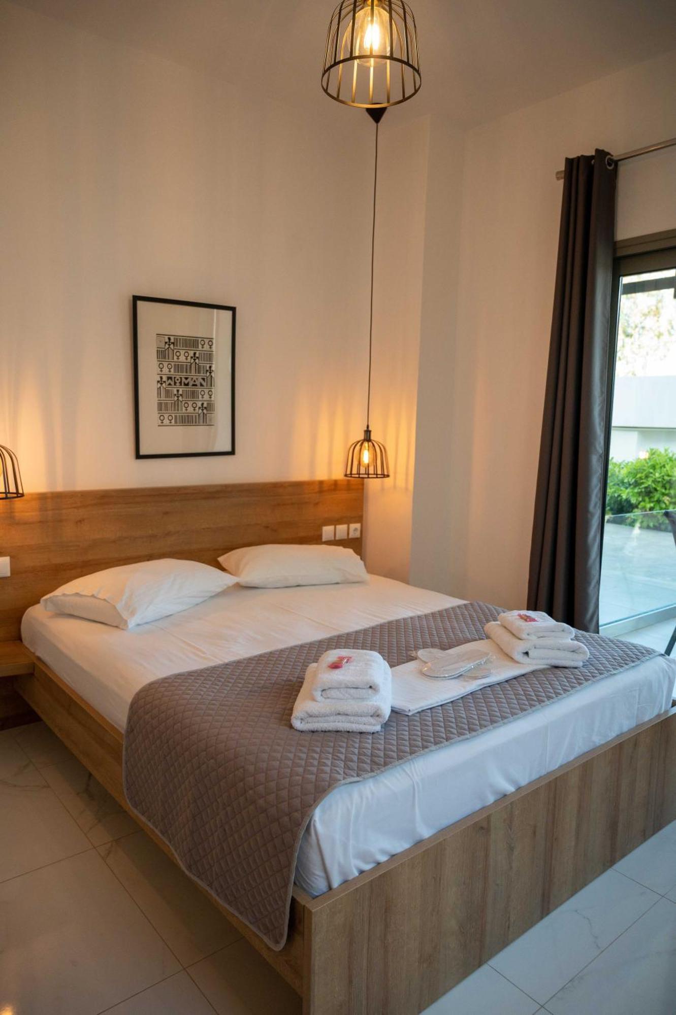 Finikas Suites&apartments *